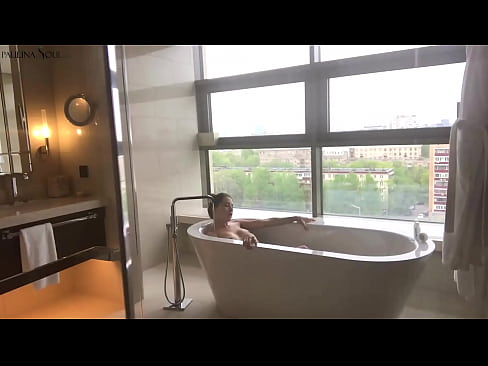 ❤️ Une énorme nana se branlant passionnément la chatte dans la salle de bains ❤️❌ Vidéo de baise at us fr.tubsexercom.ru  ❌️