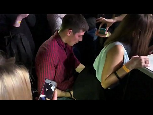 ❤️ Sexe réel dans une boîte de nuit russe. Jeune fille russe de 18 ans baisée dans l'anus et le vagin dans une boîte de nuit. ❤️❌ Vidéo de baise at us fr.tubsexercom.ru  ❌️